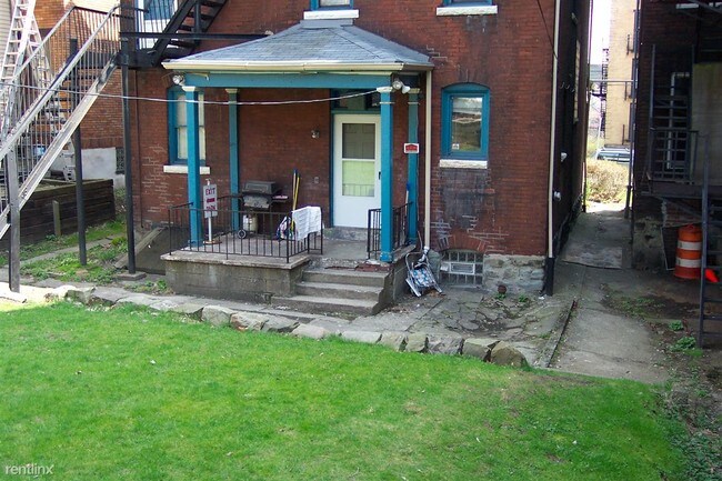 Building Photo - 339 Melwood Ave