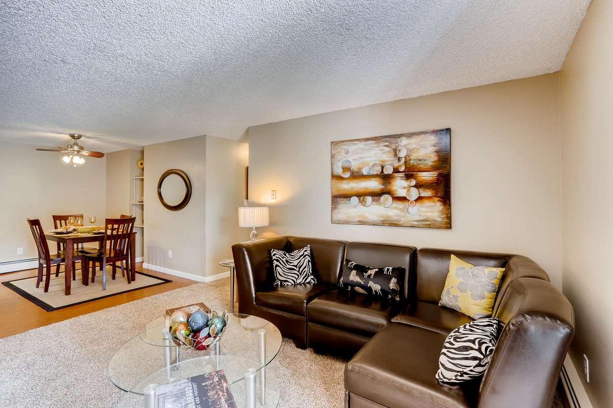 Sterling Heights | Greeley Apartments - Sterling Heights