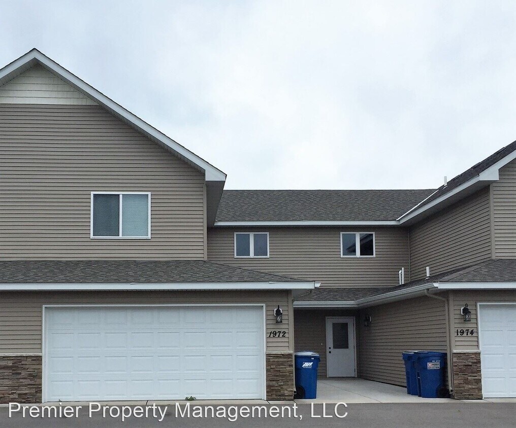 1972 Peach Dr NE, Sauk Rapids, MN 56379 House Rental in Sauk Rapids