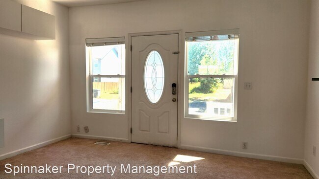 Building Photo - 3 br, 2 bath House - 707 Celery Ave