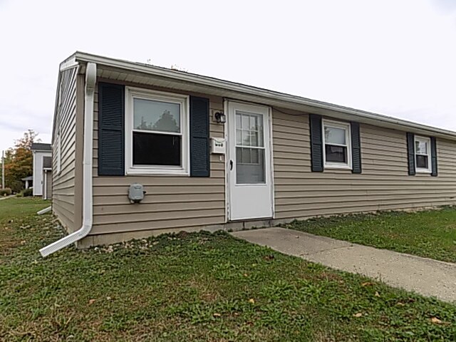 Primary Photo - 127 Morrow St