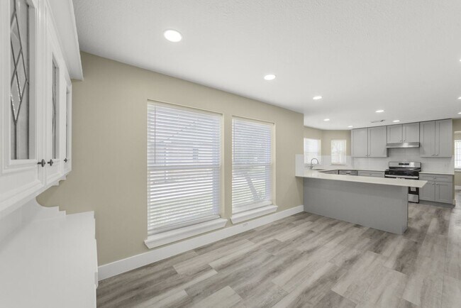Foto del edificio - 4138 Club Valley Dr