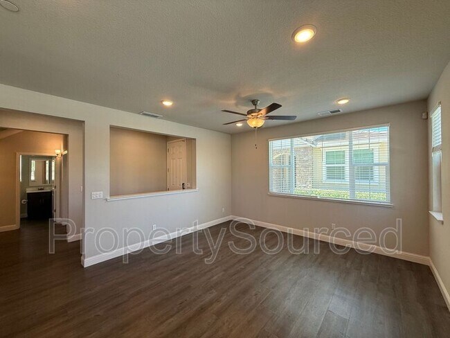 Building Photo - 948 Posey St