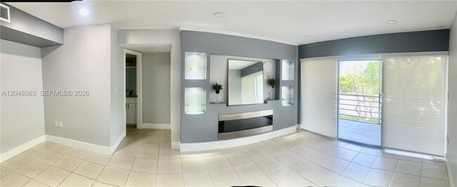 Building Photo - 4255 N University Dr