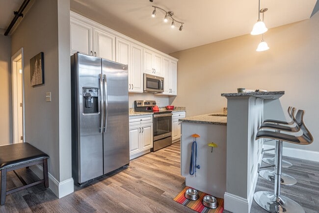 Foto del edificio - US Rubber Lofts