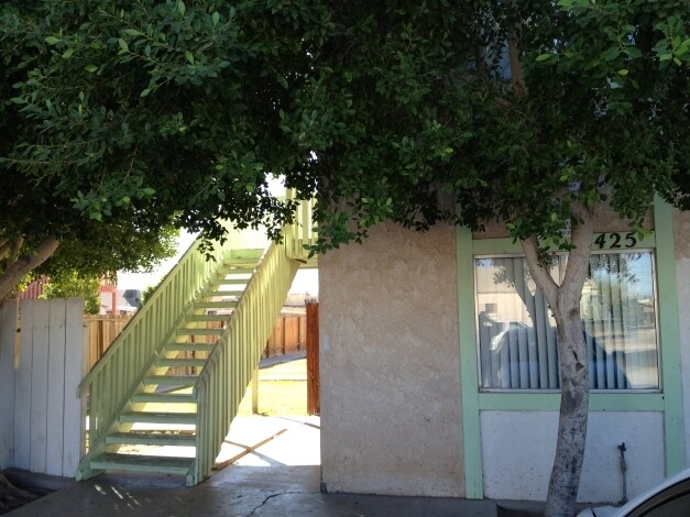 Primary Photo - 425 W Brighton Ave