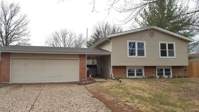 Primary Photo - 25 Oak Valley Dr