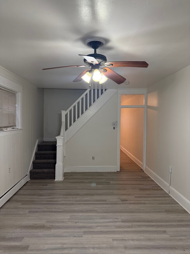 Photo - 130 Harvey Ave Townhome