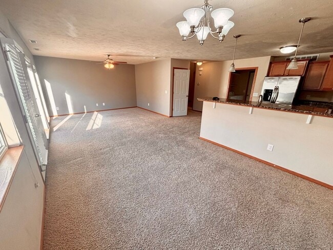 Building Photo - 1758 N 177th Plaza