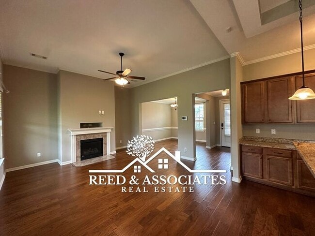 Photo - Luxurious Bartlett Home. ZONED Bartlett School Districts! DON'T MISS OUT!