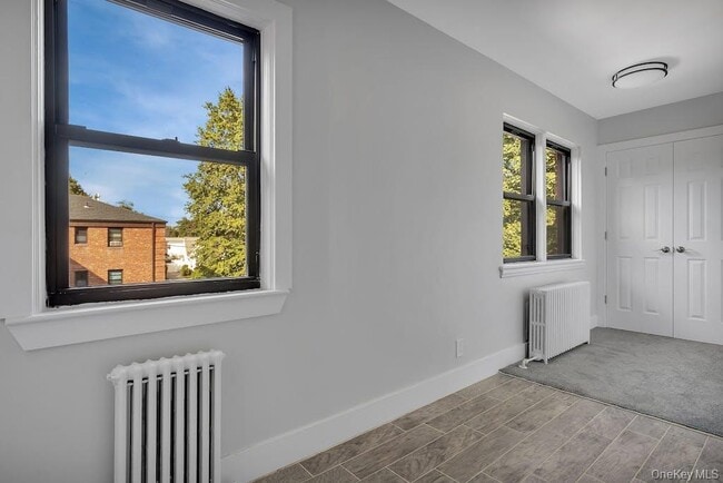 Foto del edificio - 115 Long Beach Rd