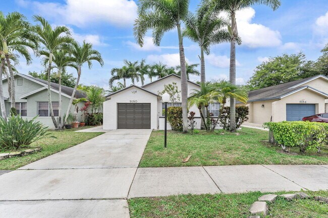 Foto del edificio - 9180 Pine Springs Dr