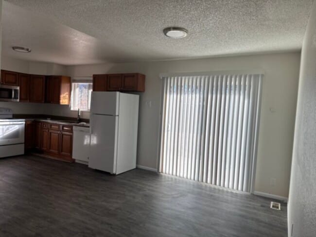 Building Photo - 5300 Troy St