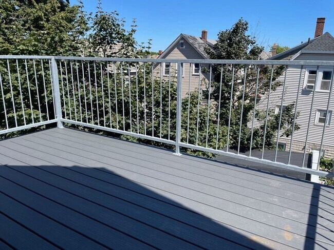 Foto del edificio - 107 Chelsea St