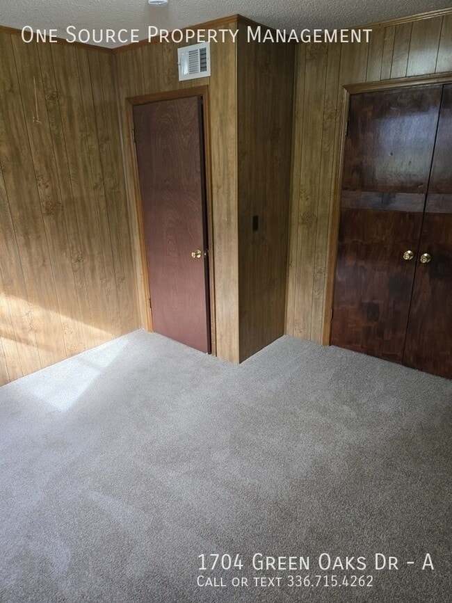 Foto del edificio - 1704 Green Oaks Dr SE