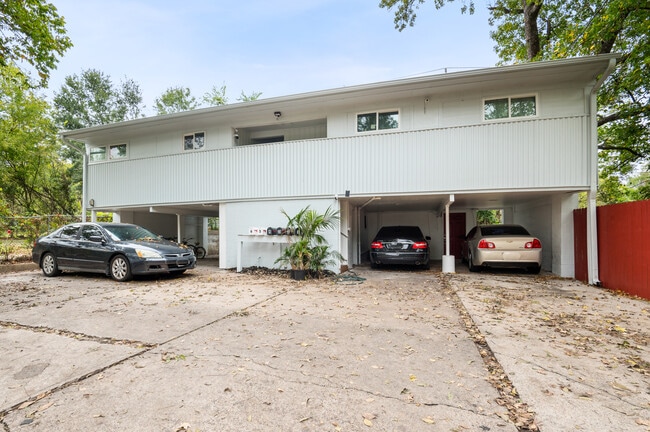 Building Photo - 1712 Pasadena St