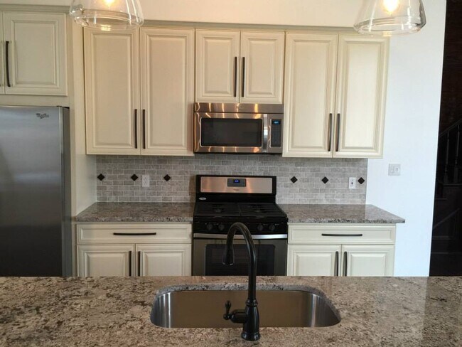 Foto del edificio - 16 S 13th St