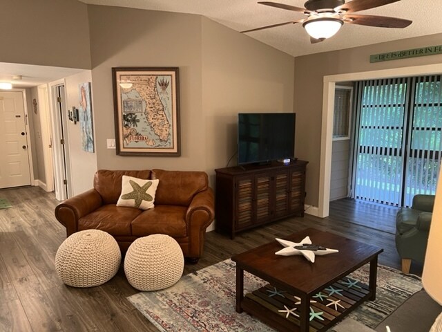 Building Photo - 14920 Summerlin Woods Dr