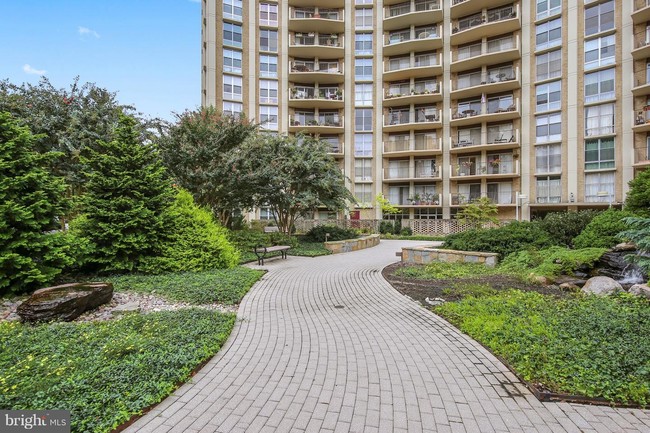 Building Photo - 9039 Sligo Creek Pkwy