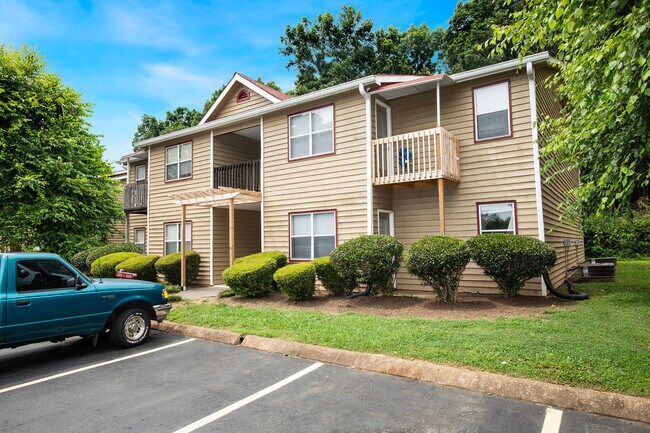 Building Photo - Park Crest Apartments