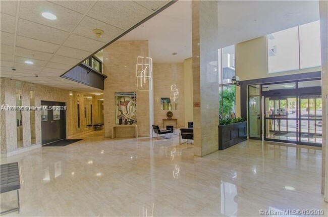 Foto del edificio - 2750 NE 183rd St