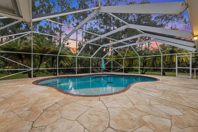 Building Photo - 14693 62nd Ct N