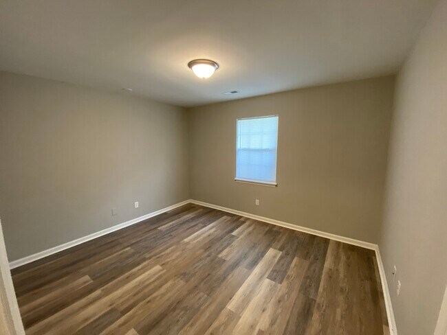 Foto del edificio - 2 bed 2 bath duplex