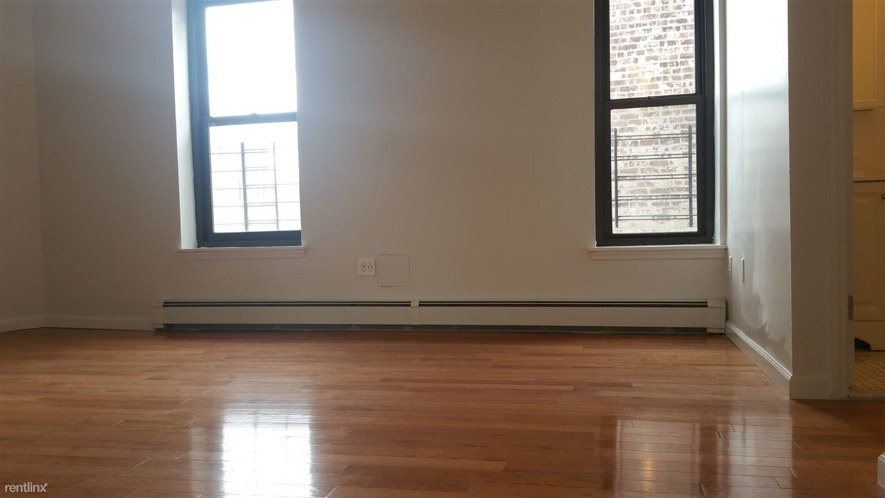 Primary Photo - 405 7th St