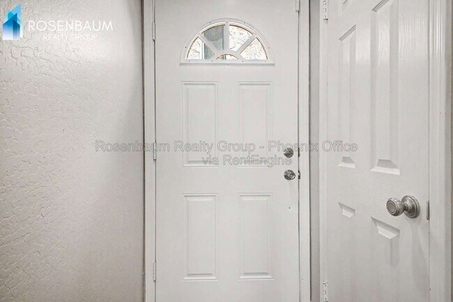 Foto del edificio - 4830 N 73rd St