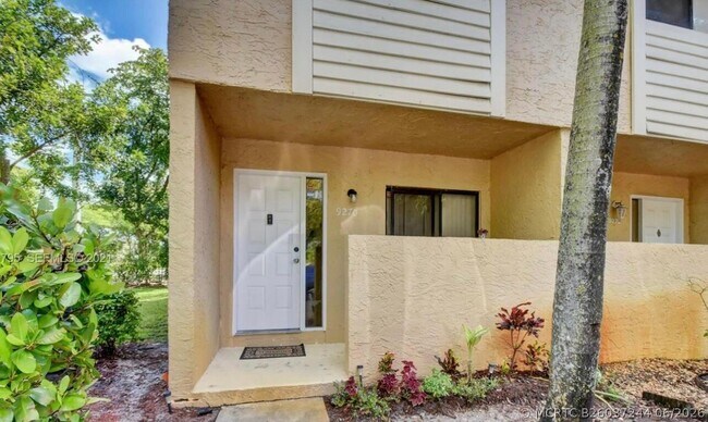 Building Photo - 9270 NW 40th St