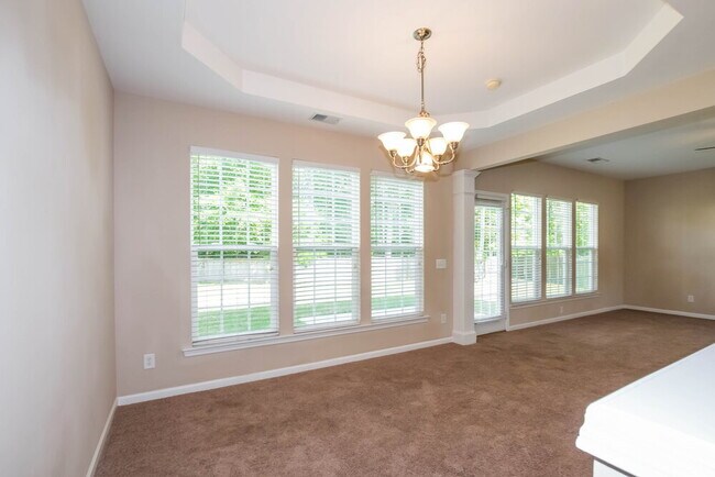 Foto del edificio - 10716 Norway Spruce Ct