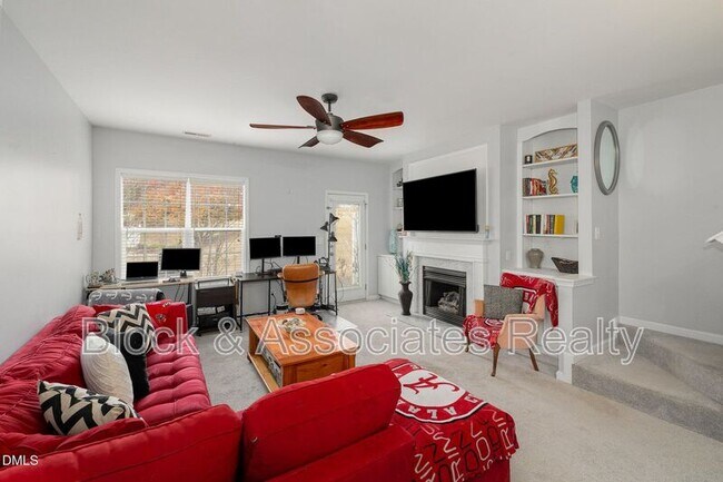 Foto del edificio - 108 Buchanan Ln