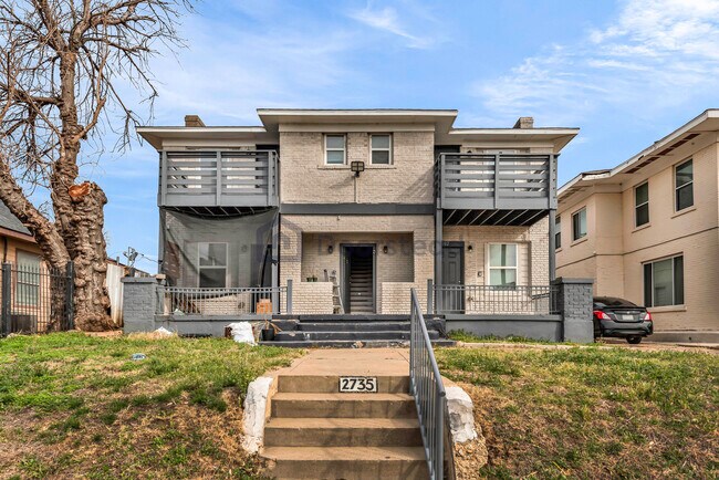 Foto del edificio - 2735 Purington Ave