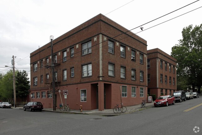 Amhurst Apartments Portland Or Primary Photo Amhurst Apartments