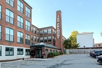 Building Photo - 160 Fremont St