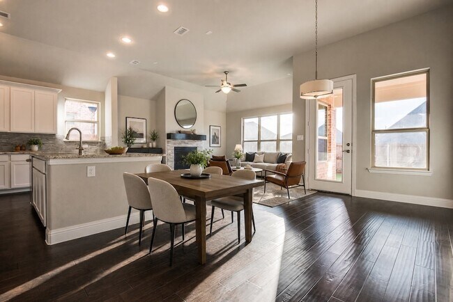 Foto del edificio - 2612 Walnut Creek Ln