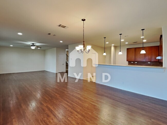 Building Photo - 11000 Almond Wood