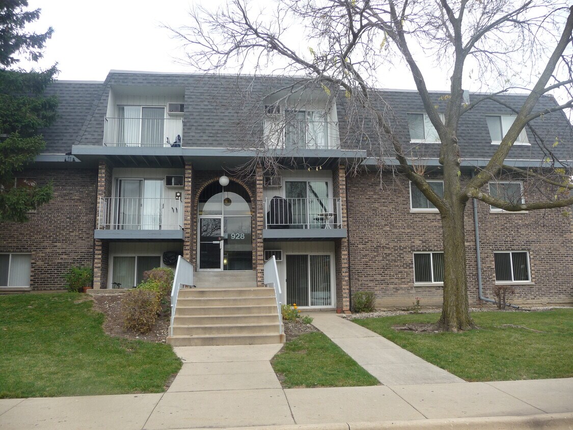 Foto del edificio - 866 Blossom Ln
