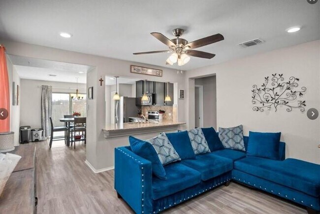 Foto del edificio - 19213 Zachary Taylor St