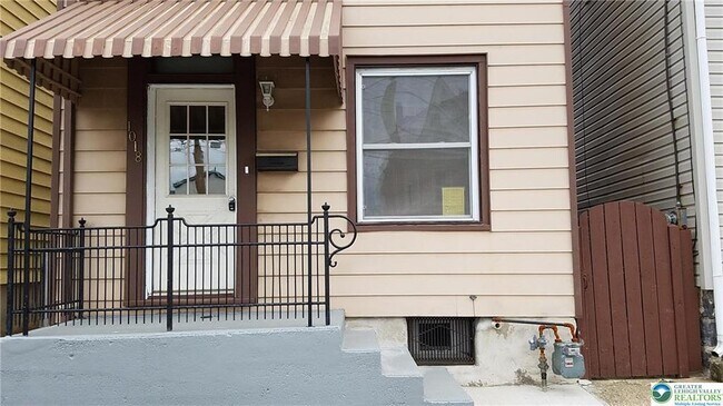 Building Photo - 1018 Lehigh St