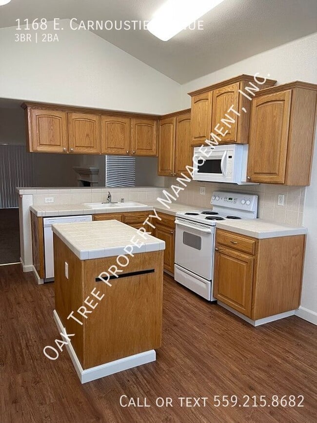 Building Photo - 1168 E Carnoustie Ave