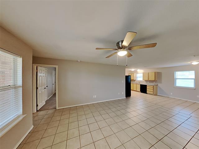 Building Photo - 204 Dean Ct