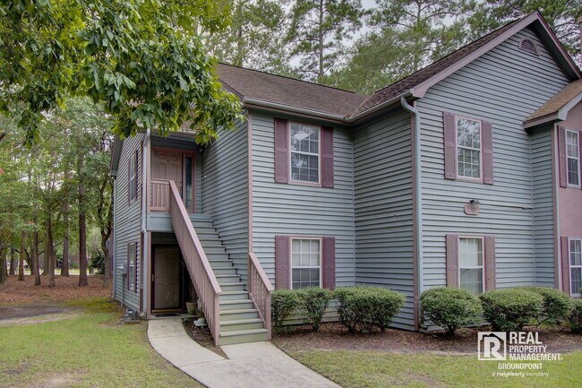 Foto del edificio - 7945 Parklane Ct