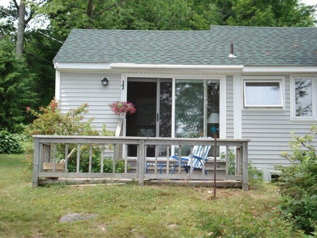 Building Photo - 17 Walt's Ln