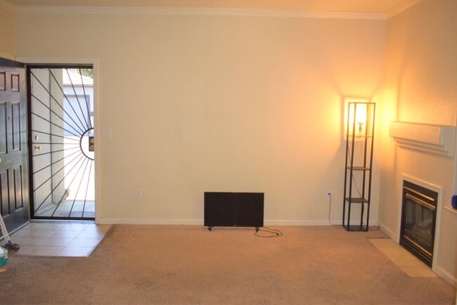Foto del edificio - Resident Benefit Package Property