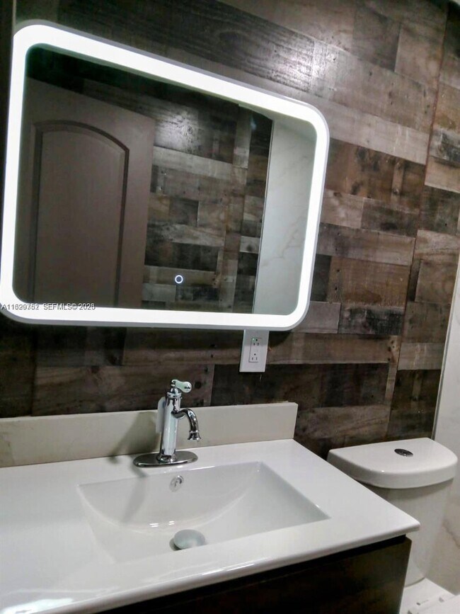 Foto del edificio - 2720 NW 29th St