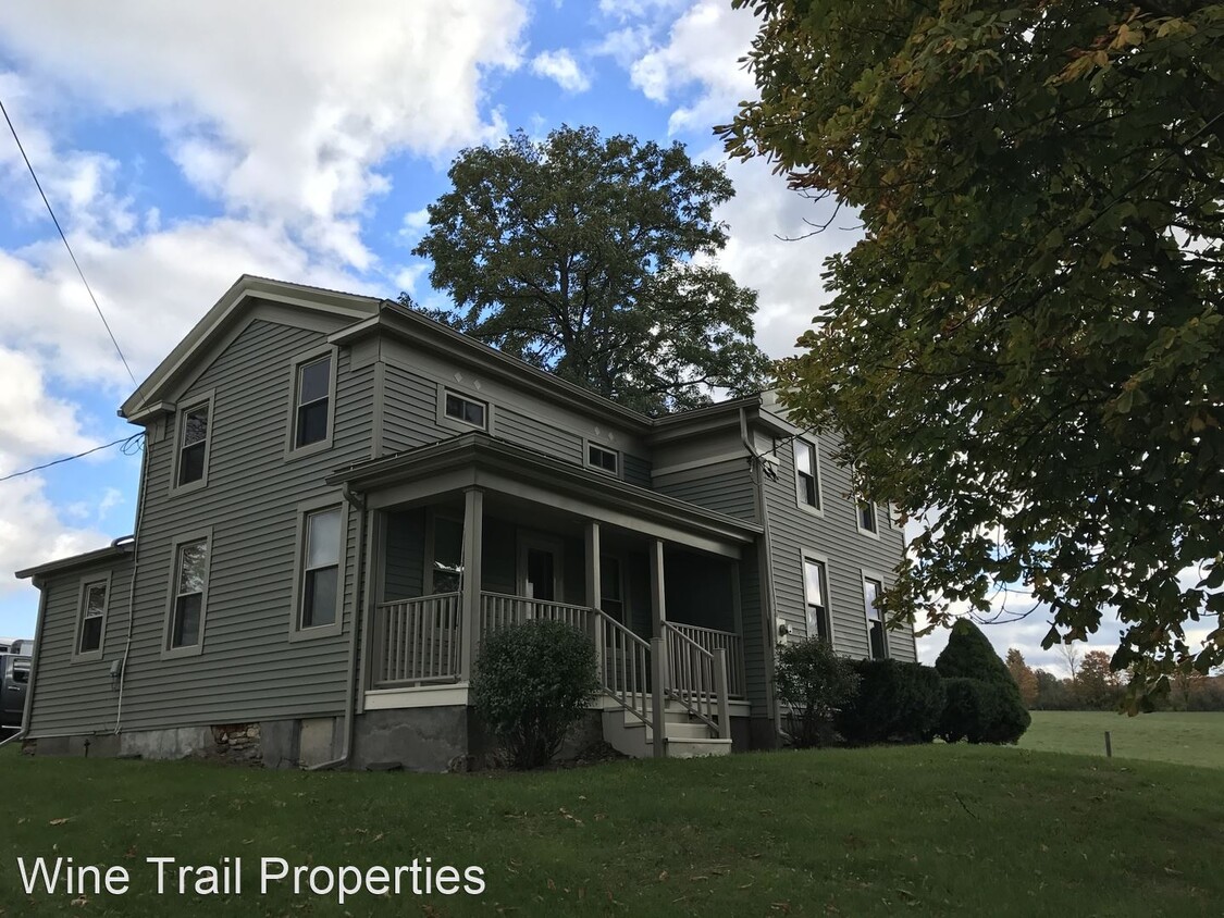 Primary Photo - 3 br, 1 bath House - 3536 Vanvleet Rd
