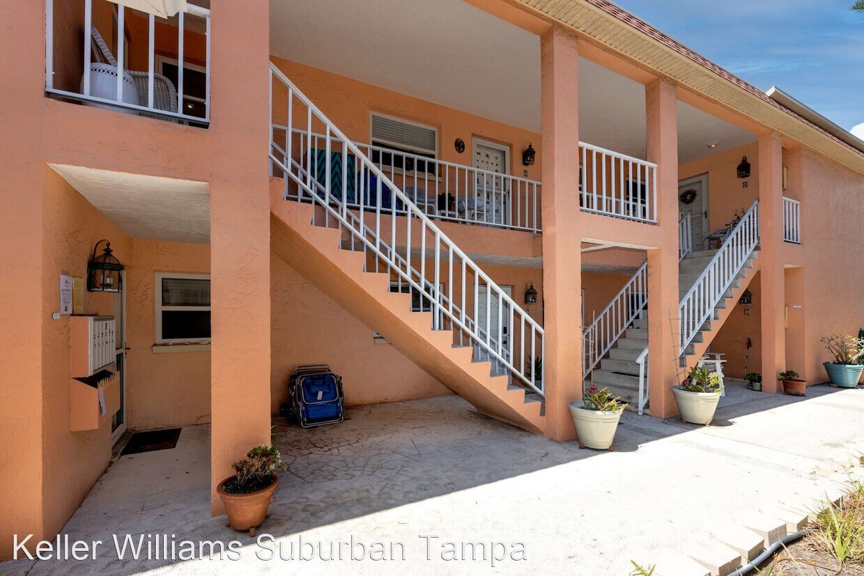 Primary Photo - 1 br, 1 bath House - 3514 Gulf Blvd Unit 2