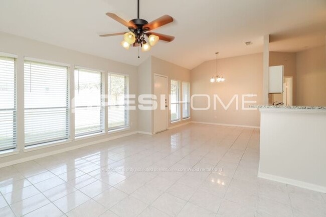 Building Photo - 7866 Sawmill Trl