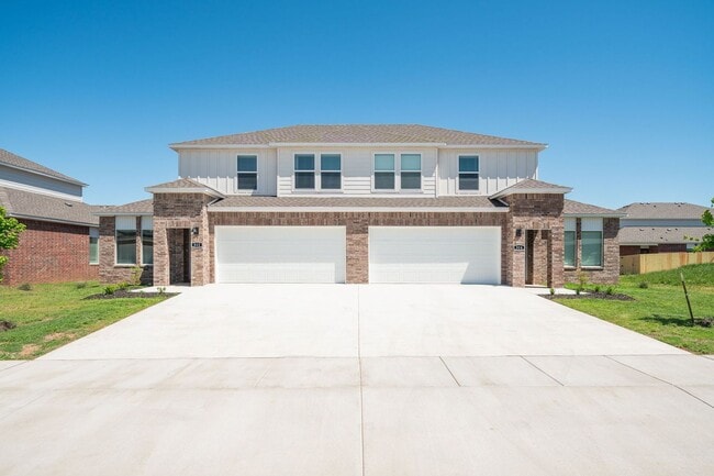 Interior Photo - Flyway Meadows